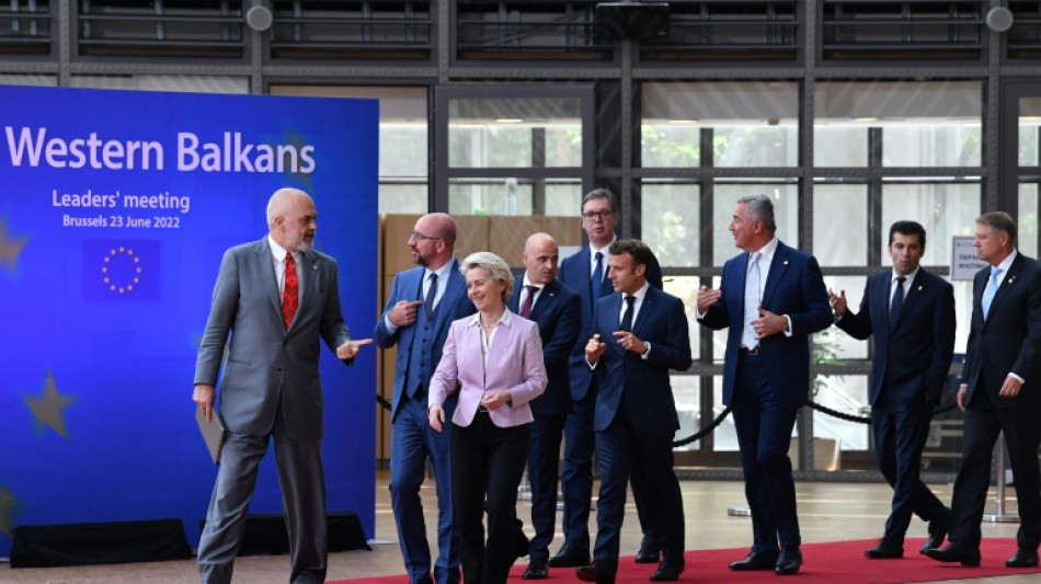 EU er&ouml;ffnet Beitrittsgespr&auml;che mit Nordmazedonien und Albanien