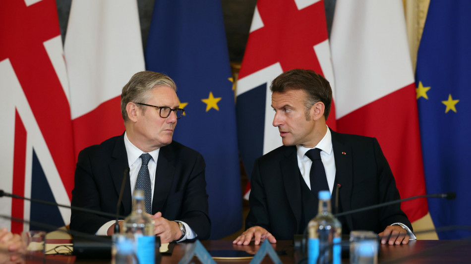 Starmer e Macron ai Volenterosi, pi&ugrave; pressione su Putin
