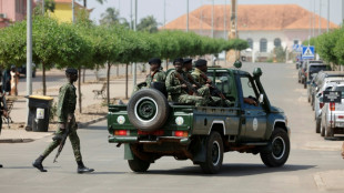 Guinea-Bissau: Milit&auml;r &uuml;bernimmt Kontrolle und nimmt Pr&auml;sidenten fest