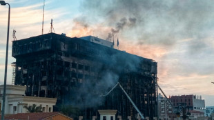Al menos 45 heridos en un enorme incendio en un cuartel policial de Egipto