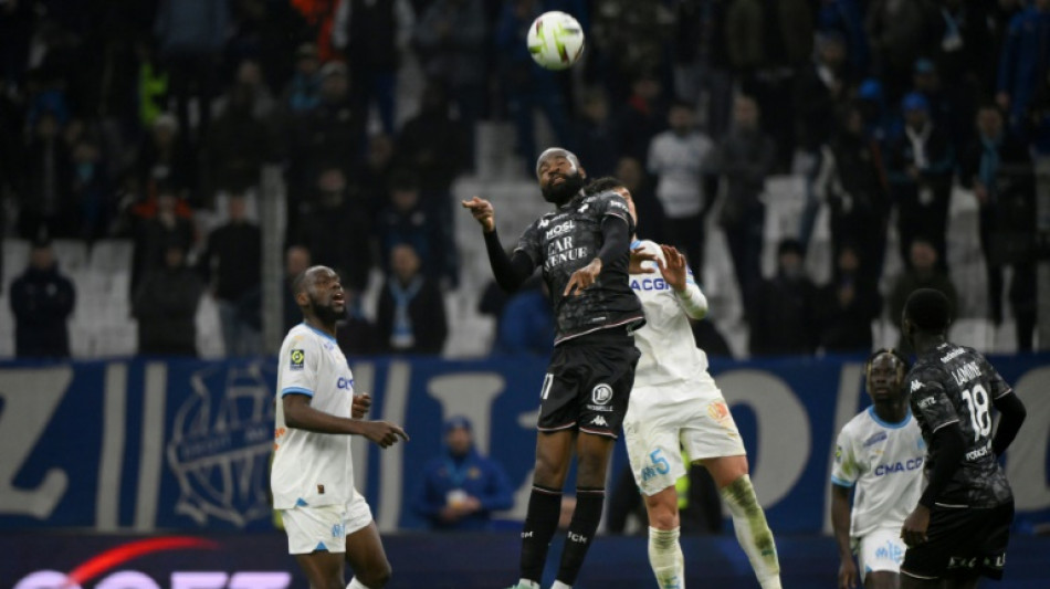 Olympique de Marselha empata com Metz e soma 5&ordm; jogo sem vencer