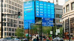 Borsa: Shanghai apre a +0,67%, Shenzhen a +1,20%