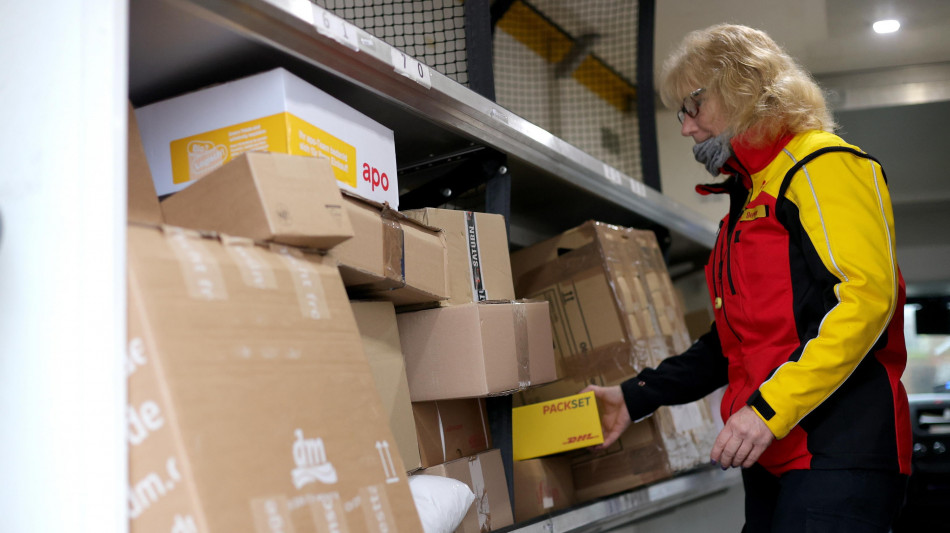 In manovra ipotesi tassa su piccoli pacchi extra Ue