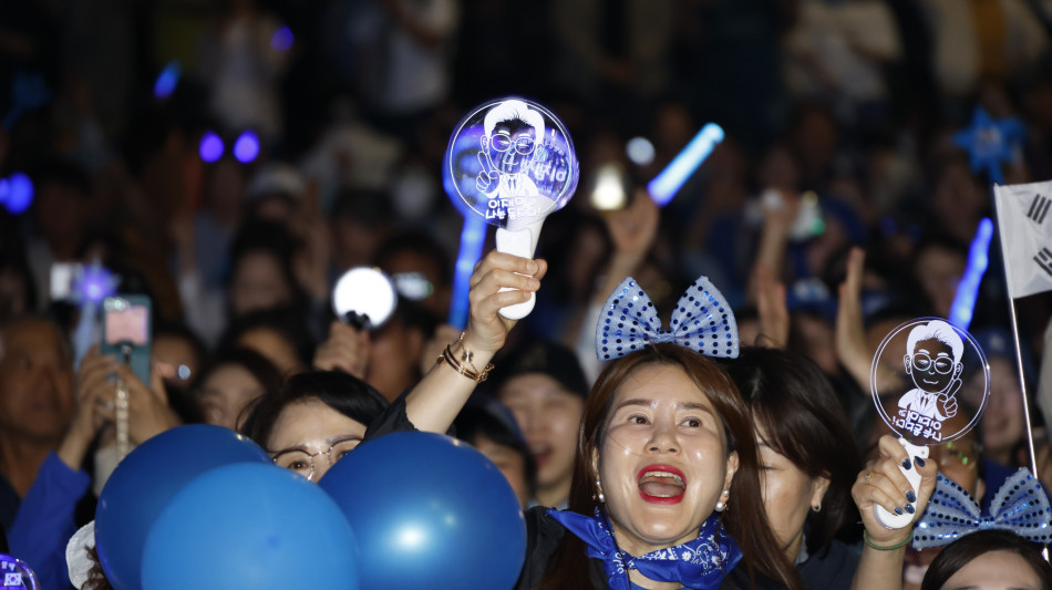 In Corea Sud vince il candidato progressista secondo exit poll