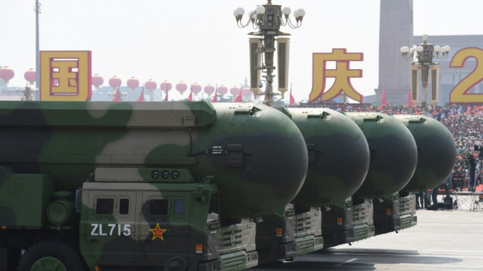 Arsenal nuclear de v&aacute;rios pa&iacute;ses aumenta em meio a crescente tens&atilde;o