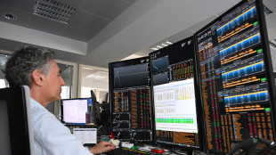 Borsa: Milano sulla parità, scivola Iveco