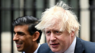 Boris Johnson, de nuevo bajo presi&oacute;n al ser multado por fiesta durante el confinamiento