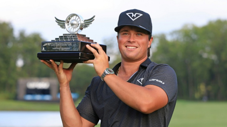 El novato La Sasso supera a Rahm en el torneo de cierre de temporada de LIV Golf