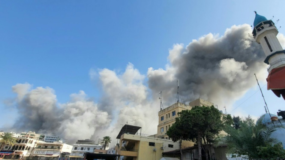 Israel ataca sem tr&eacute;gua redutos do Hezbollah no L&iacute;bano