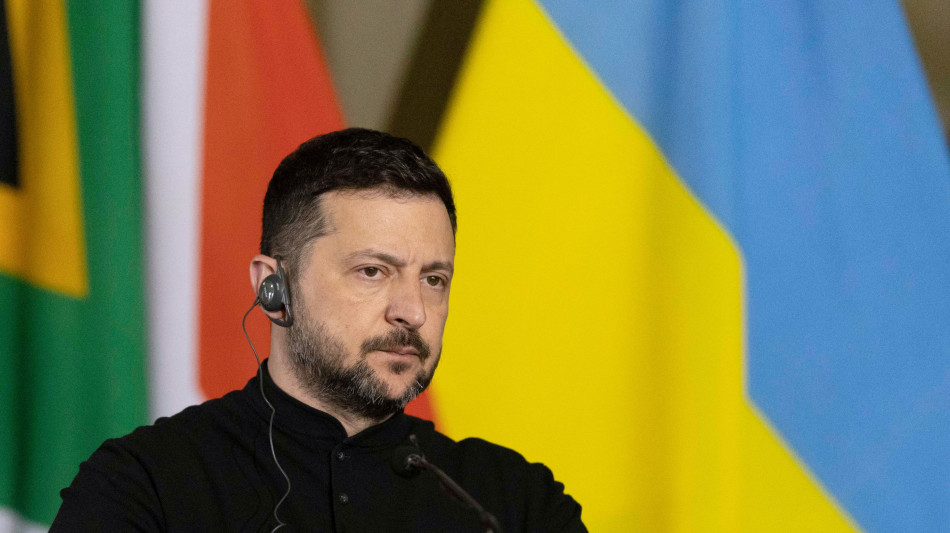 Zelensky, pezzi di fabbricazione Usa in missile nordcoreano