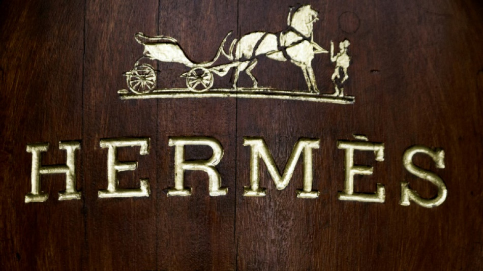 Herm&egrave;s suspend ses activit&eacute;s en Russie, trois magasins et une soixantaine de salari&eacute;s concern&eacute;s