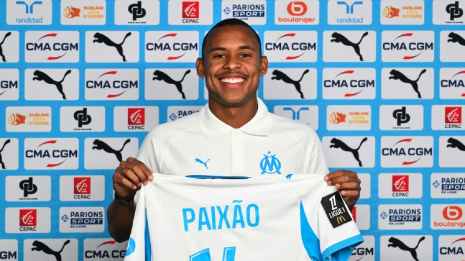 Igor Paix&atilde;o &eacute; apresentado oficialmente no Olympique de Marselha
