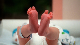 Toujours moins de bébés en France à mi-2025