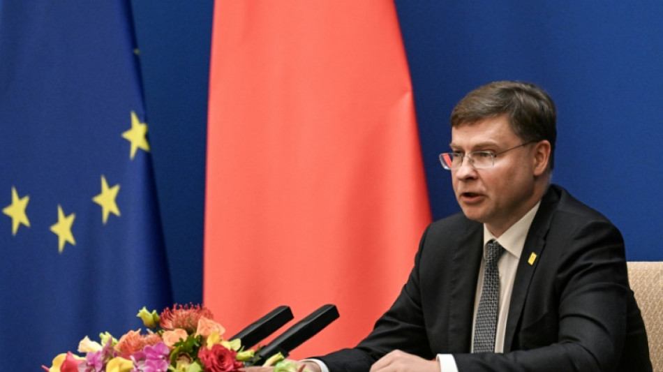 UE alerta para 'consequ&ecirc;ncias inesperadas' das leis chinesas de seguran&ccedil;a