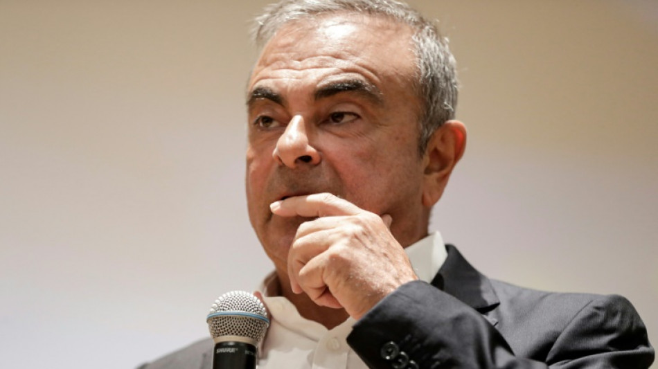La justice fran&ccedil;aise &eacute;met un mandat d'arr&ecirc;t international contre Carlos Ghosn, qui clame son innocence