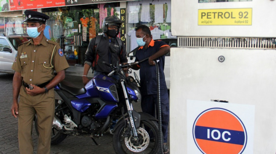 Sri Lanka: le prix des carburants s'envole,  l'&eacute;conomie en difficult&eacute;