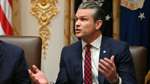 Washington ne fait "que commencer" &agrave; couler des embarcations du narcotrafic, dit le chef du Pentagone