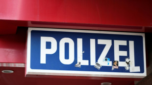 Haftbefehle gegen zwei Handwerker nach Tod von Mann auf Gehweg in Berlin
