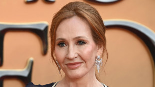 JK Rowling, con sentenza sui trans difesi diritti donne Gb