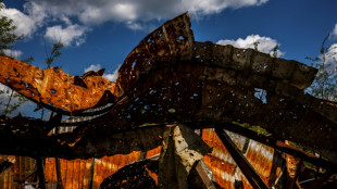 Ukraine: l'arm&eacute;e russe pilonne le Donbass, Biden signe l'aide de 40 milliards &agrave; Kiev
