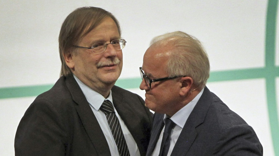 DFB-Wahl: Drei Ex-Pr&auml;sidenten fordern Aus f&uuml;r Koch
