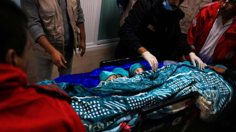 Egito recebe 28 beb&ecirc;s prematuros retirados do Hospital Al Shifa de Gaza