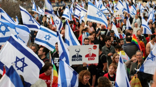 Israelis protest ahead of crunch week for justice reforms