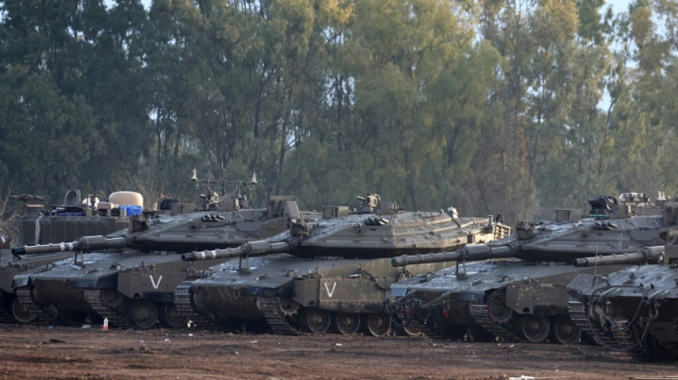 Israel segue bombardeio a Gaza ap&oacute;s advertir que guerra continuar&aacute; em 2024