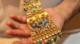 Il prezzo dell'oro stabile a 4473 dollari