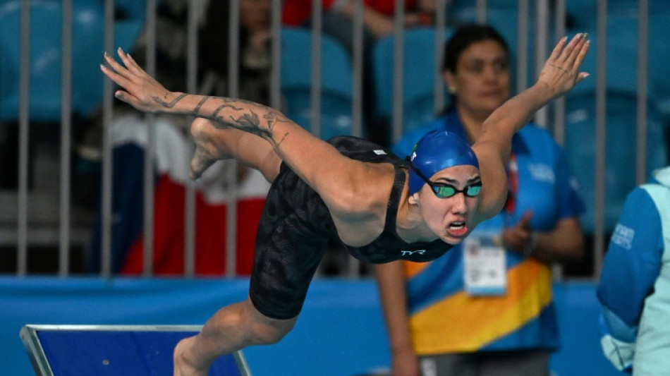 Nadadora Ana Carolina Vieira &eacute; expulsa da delega&ccedil;&atilde;o do Brasil em Paris por indisciplina