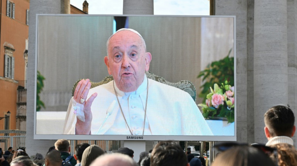 Vaticano afirma que estado de sa&uacute;de do papa &eacute; 'bom e est&aacute;vel' ap&oacute;s quadro gripal