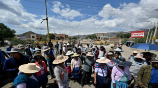 Novo confronto entre policiais e manifestantes deixa 30 feridos na Bol&iacute;via