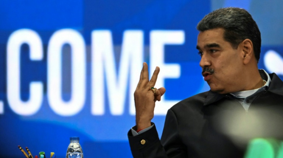 EUA sanciona chefes de seguran&ccedil;a e ministros de Maduro, que vai condecor&aacute;-los