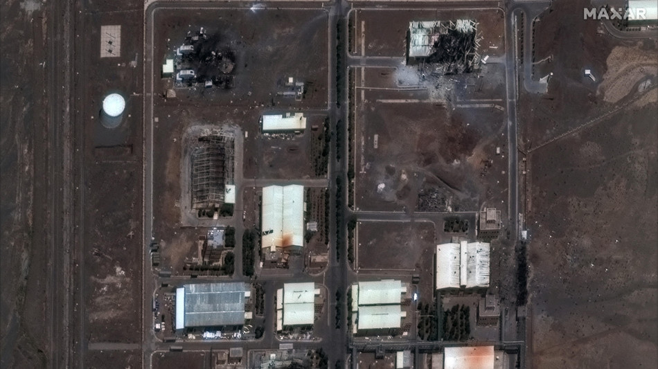 Iran, Israele ha passato linea rossa con raid siti nucleari