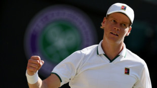 Jannik Sinner est&aacute; fora do Masters 1000 de Cincinnati por les&atilde;o no joelho
