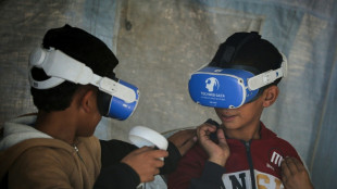 Ni&ntilde;os traumatizados por la guerra se alejan de Gaza gracias a la realidad virtual