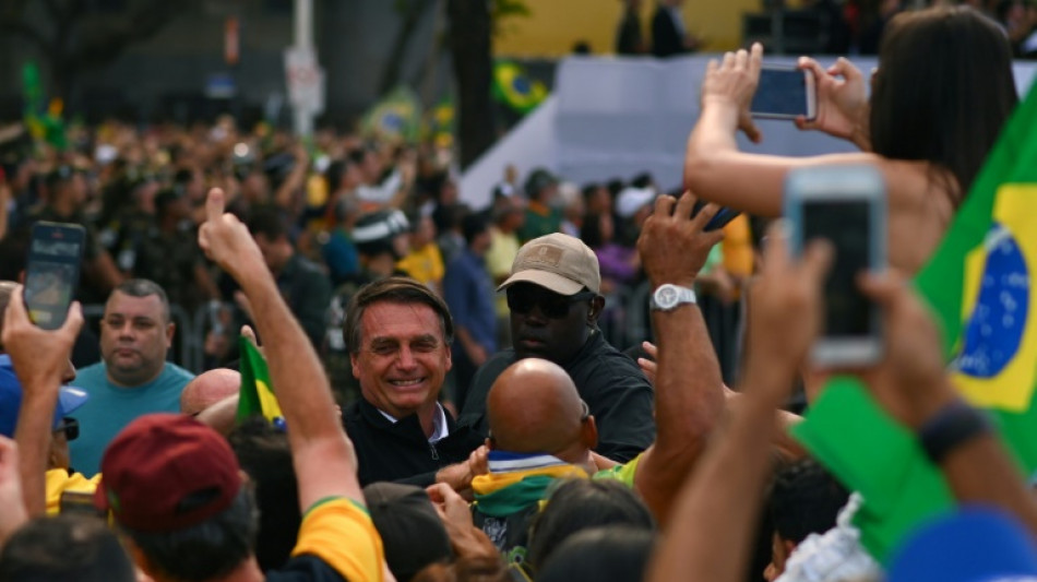 Bolsonaro acorta la ventaja de Lula, que mantiene el liderazgo entre los electores, seg&uacute;n una encuesta