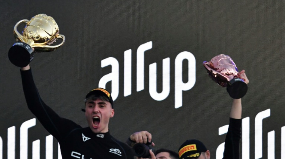 Un español gana una carrera automovilísta de "streamers" en Francia