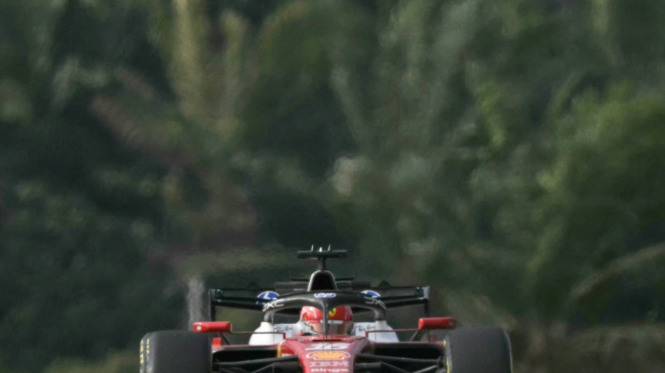 Leclerc gewinnt zweites Training - Mercedes unauff&auml;llig