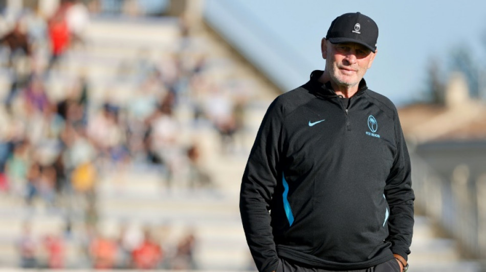Rugby: les Fidji perdent leur s&eacute;lectionneur Vern Cotter, d&eacute;missionnaire, &agrave; sept mois du Mondial