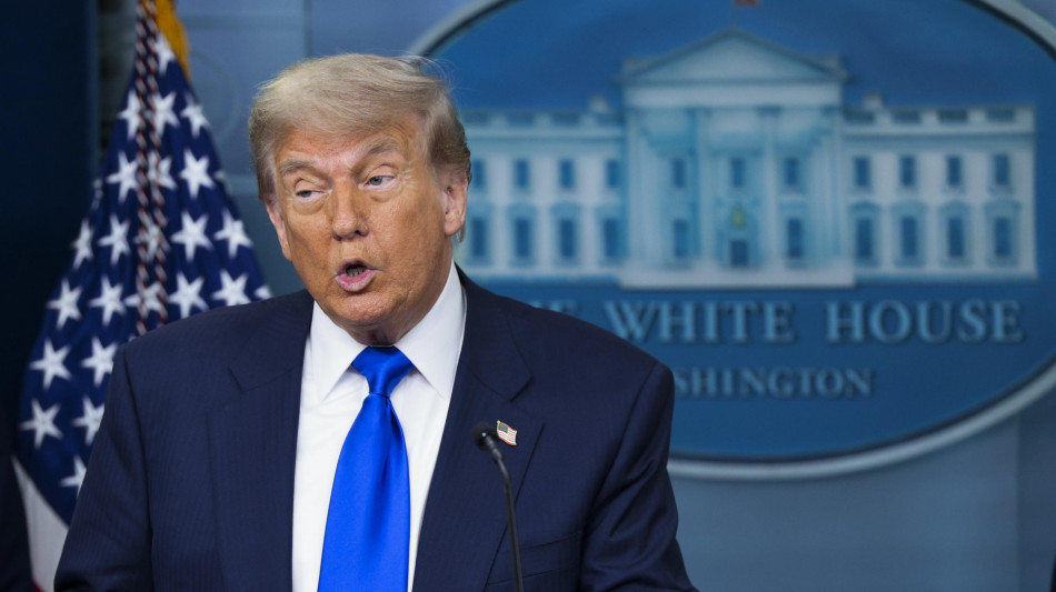 Trump, 'non credo servir&agrave; prorogare la scadenza sui dazi'