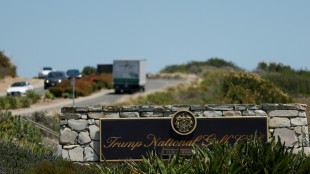 Homem armado foi preso em campo de golfe de Trump