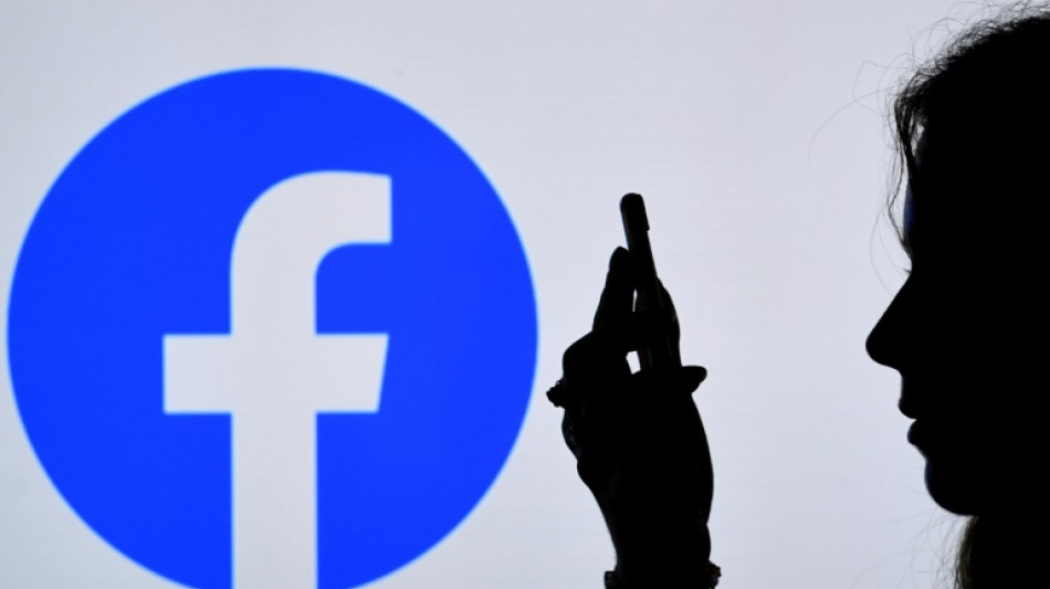 La Russie bloque Facebook et punit de prison les "mensonges" sur l'arm&eacute;e