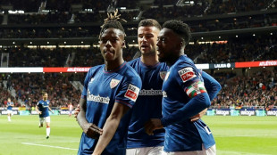 Decis&atilde;o de fechar parcialmente est&aacute;dio do Atl&eacute;tico de Madrid por gritos racistas &eacute; anulada