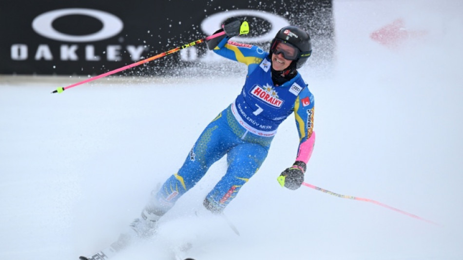 Hector wins as Shiffrin third in Czech giant slalom before Olympics