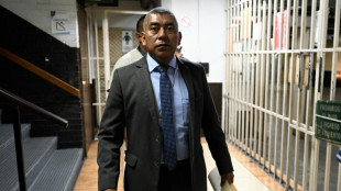 Fiscal anuncia posibles arrestos de dirigentes de partido de Ar&eacute;valo en Guatemala