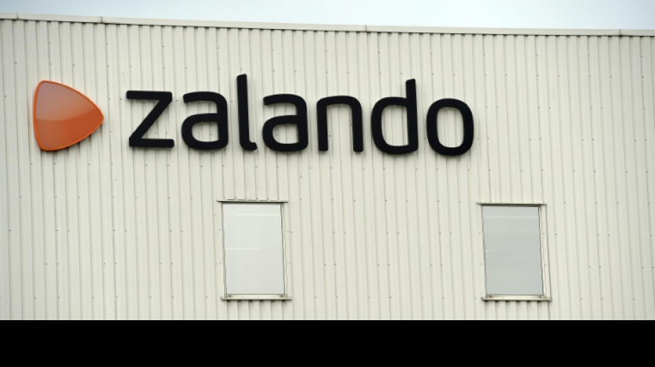 Zalando schlie&szlig;t Logistikzentrum in Erfurt - 2700 Stellen betroffen