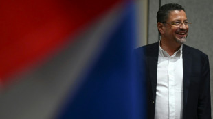 Rodrigo Chaves asume presidencia de Costa Rica con misi&oacute;n de sanear econom&iacute;a