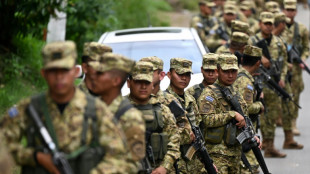 Bukele despliega 4.000 militares y polic&iacute;as en busca de pandilleros en El Salvador