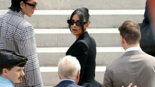 'I thought I was going to die,' Kardashian tells in Paris robbery trial